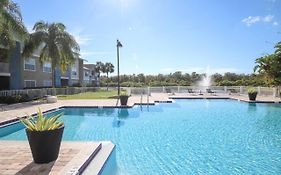 Comfy And Spacious 1Br W Pool Gym Workspace